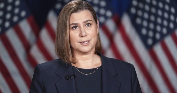 ФБР вызвало в суд шестерых конгрессменов, призывавших военных не подчиняться