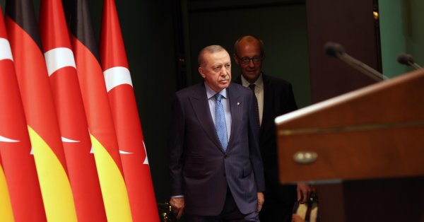 2352 года тюрьмы... Месть Эрдогана оппозиции и Экрему Имамоглу в Турции