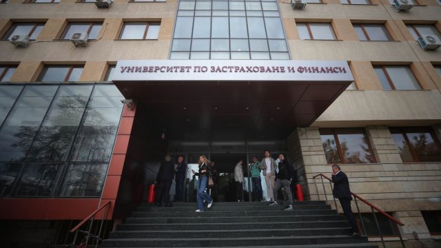 УЗФ с лидирующими позициями в системе рейтингов вузов на 2025 год.