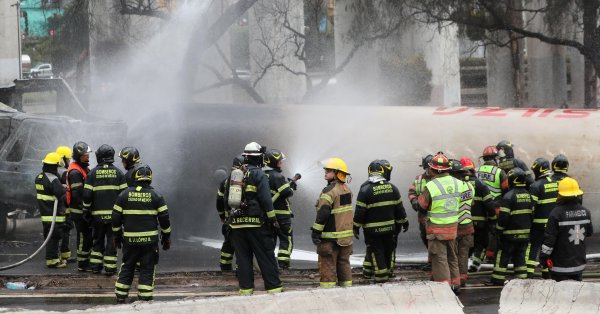 В результате пожара в долларовом магазине погибли 23 человека, включая детей