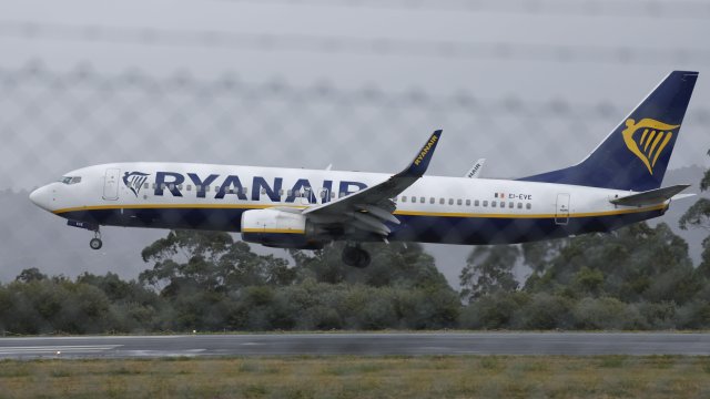 У Ryanair заканчиваются места в Эйндховене для рейсов из Софии и Пизы