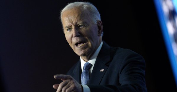 Байден: Трамп разрушает не только Белый дом, но и всю страну