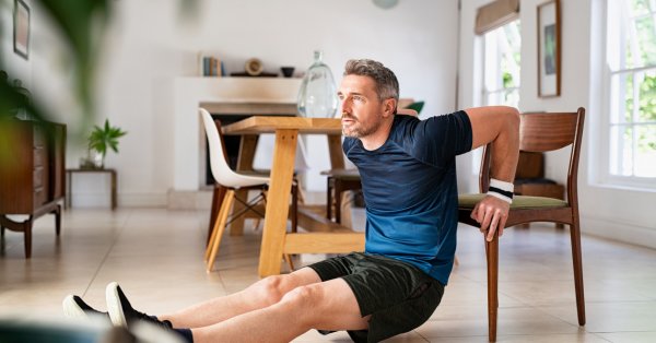 Упражнения сидя, которые сжигают жир и снижают уровень сахара в крови