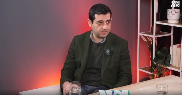 Частный сектор ослабевает на рынке труда