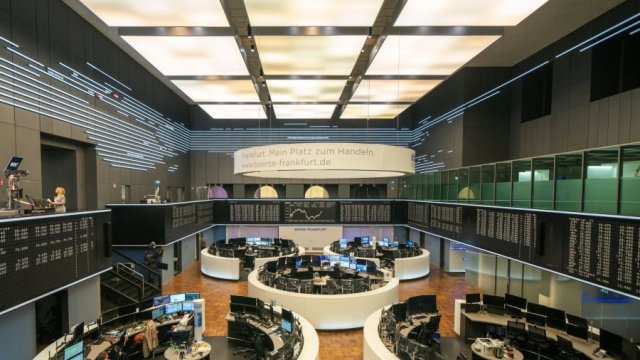 Европейские рынки закрылись резким снижением в пятницу