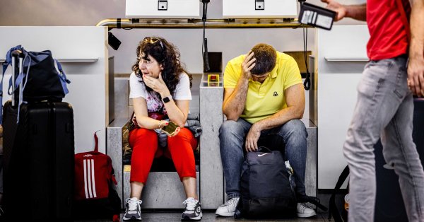 Дроны над Эйндховеном остановили работу городского аэропорта