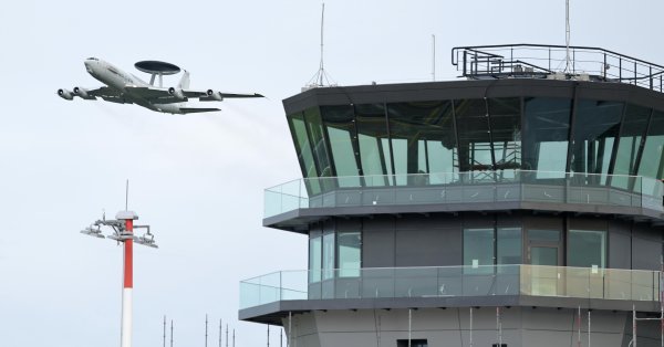 Отказ США в финансировании блокирует план НАТО по «летающему радару»