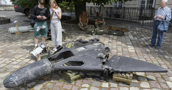 Россия заявила, что прошлой ночью было сбито 57 украинских беспилотников