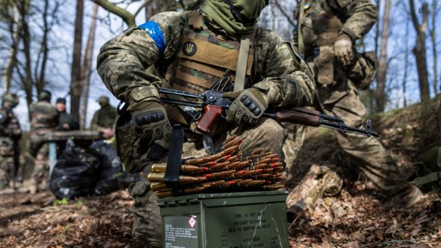Бои за Покровск обострились, над Муниципальным советом вернулся украинский флаг