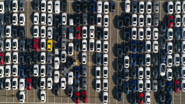 Болгария зафиксировала рекордные продажи новых автомобилей в октябре с начала года