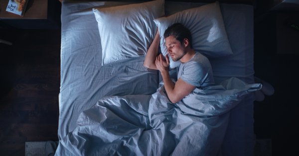 Обструктивное апноэ во сне может быть связано с микрокровоизлияниями в мозг