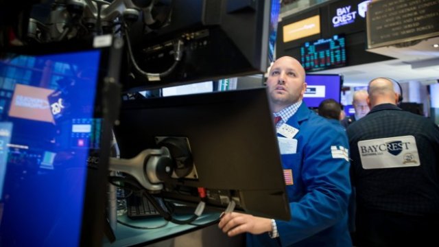 Начинается ли коррекция рынка?