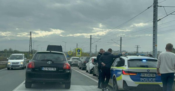Серьезная авария перекрыла один из въездов в Пловдив