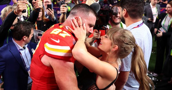 Свадьба Тейлор Свифт и Трэвиса Келси состоится летом