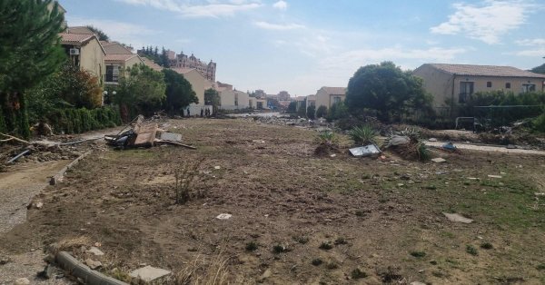 За свой счет государство убирает незаконного коллектора на реке в Елените