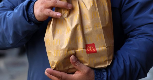 Почему американцы больше не могут позволить себе Макдональдс?