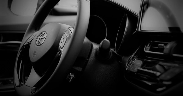 Мужчина солгал, что его машину угнали, чтобы не ходить за покупками с женой