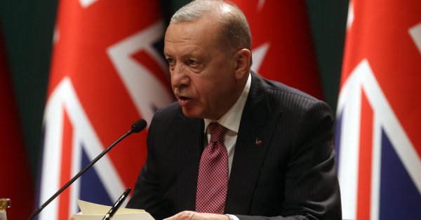 Эрдогана в Европе меньше любят, но больше нужно