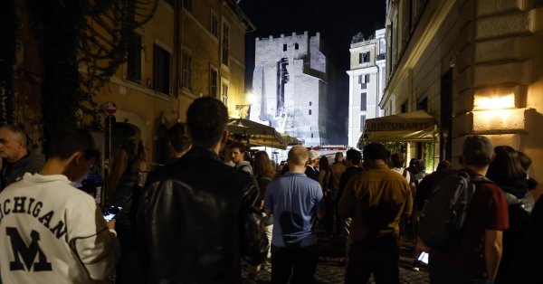 Россия приписала обрушение башни в Риме... Украине