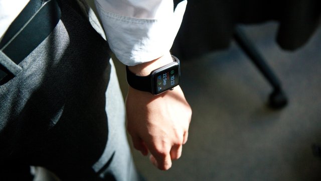 Топ-5 умных часов 2025 года