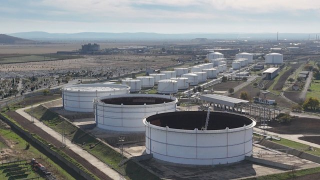 США допустили исключение из санкций для болгарских компаний Лукойла до 29 апреля 2026 года.