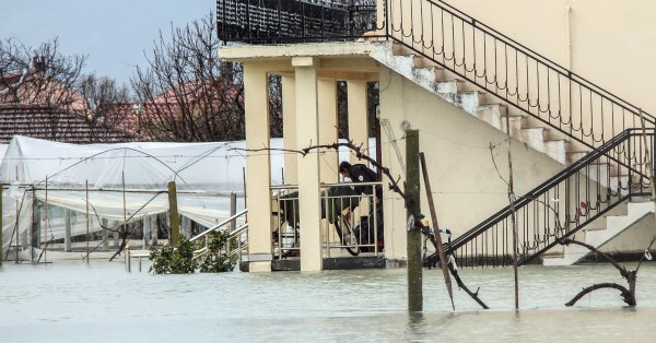 Наводнение в Албании: один пострадавший