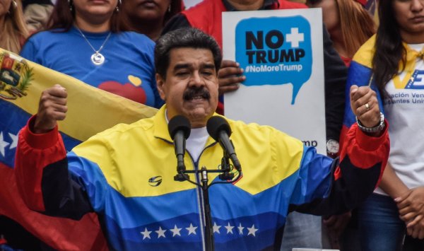 Смена режима в Венесуэле может открыть нефтяные краны