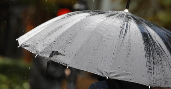 Завтра ожидаем дождь в Западной Болгарии и облака на востоке