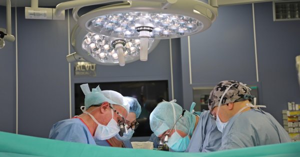 VMA с более чем 300 роботизированными операциями за 212 рабочих дней