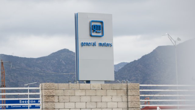 General Motors подталкивает своих поставщиков вывести свои цепочки поставок из Китая