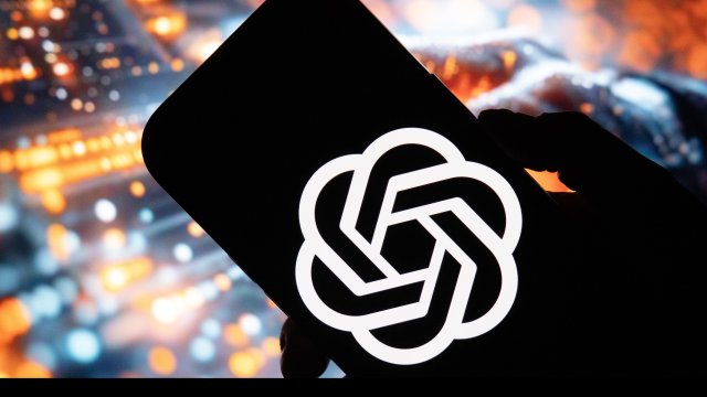 OpenAI становится слишком большим, чтобы потерпеть неудачу?