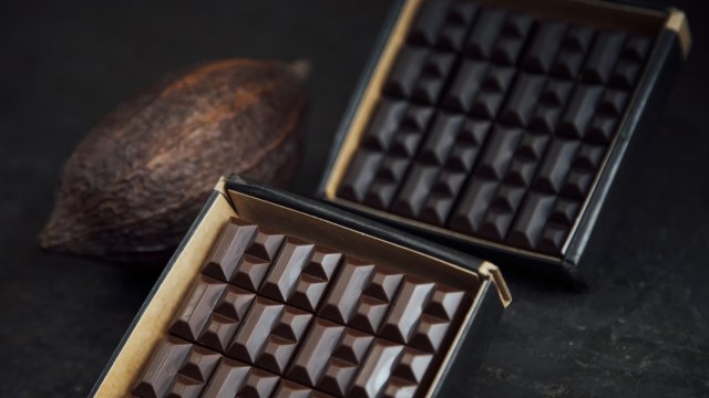 Цены на какао успокаиваются, но остаются на высоких уровнях