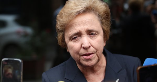 Дора Янкова: ИБ БСП отверг вариант отставки Зафирова