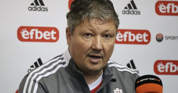 Ники Канчев для Любославы Пеневой: Он даже слышать не хочет о помощи