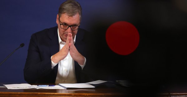 Вучич жалуется на американцев: я опустошен, но и удивлен