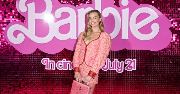 Марго Робби рассказала, почему мало говорит о сыне