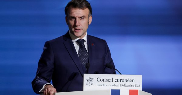 Опрос: Доверие к Макрону упало до рекордно низкого уровня