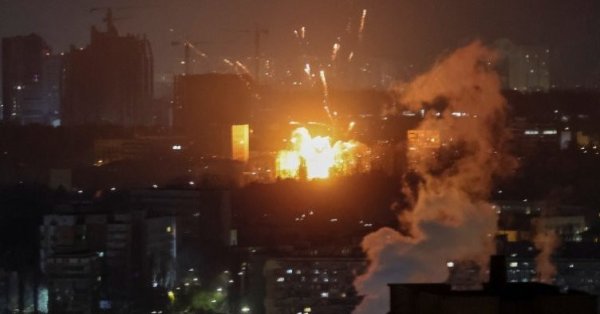 Украина заявила, что атаковала завод синтетического каучука в России