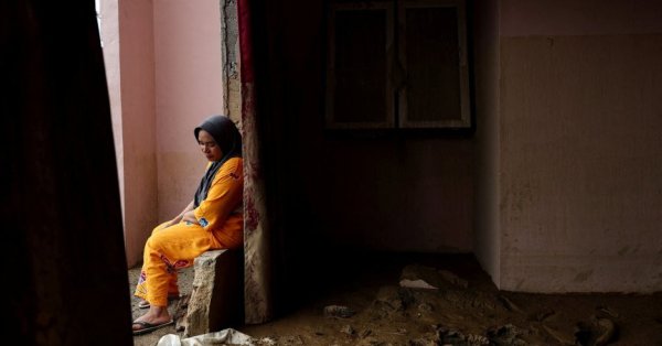 Более 900 человек стали жертвами наводнения в Индонезии