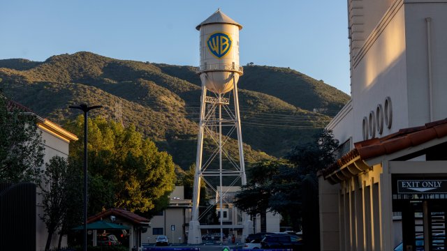 Warner Bros. планирует снова отклонить предложение Paramount