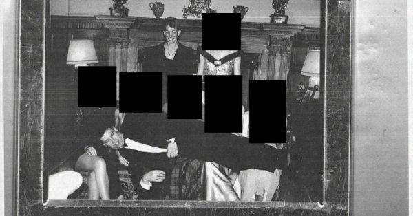 Проститутки в королевском дворце: Фото из «Досье Эпштейна» унизило Эндрю Маунтбеттена