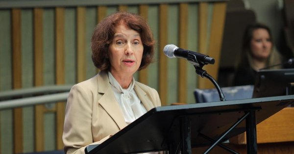 Сильяновска: интеграция Македонии в ЕС превратилась в марафон с постоянным откладыванием цели