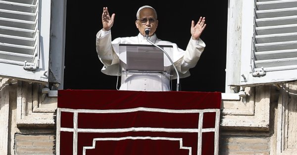 Лев XIV призвал к глобальному перемирию на Рождество