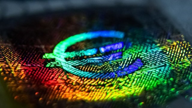 Ивайло Николов: Существует общественное и институциональное сопротивление онлайн-режиму цифрового евро