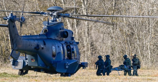 Мегаармия Польши набирает обороты: подводные лодки поступают из Швеции, танки - из США и Кореи