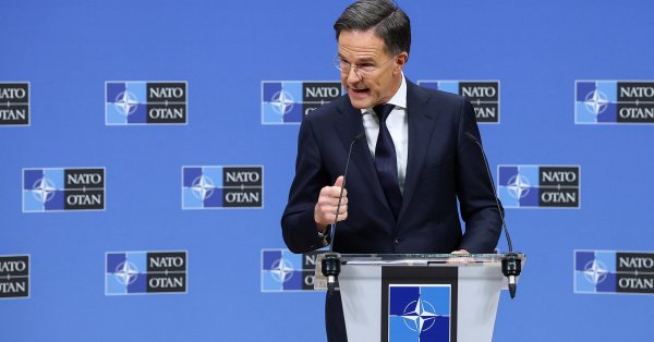 Рютте: ЕС не обязательно оставаться независимым от США в сфере обороны