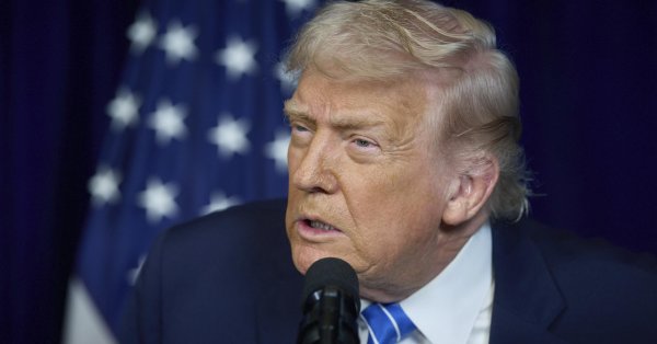 Трамп: США нанесли удар по порту в Венесуэле, который использовался для погрузки наркотиков