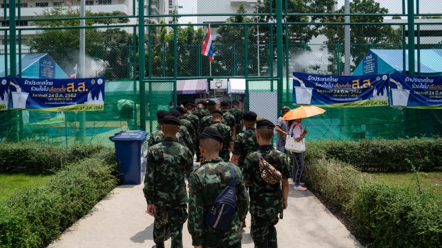 Каково соотношение сил между армиями Таиланда и Камбоджи?