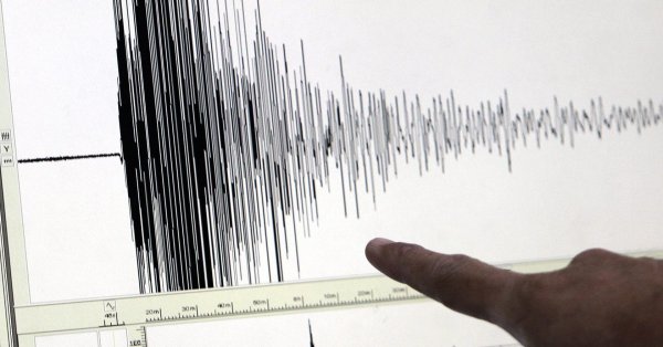 Землетрясение магнитудой 5,2 произошло недалеко от греческого острова Закинф.