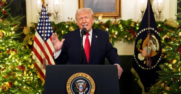 Жесткие меры администрации Трампа в отношении методов смены пола среди молодежи